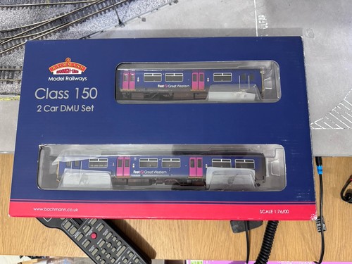 Bachmann 927 class 150 - 32-927, 150/1