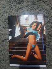 Low-rise V-string Panty with