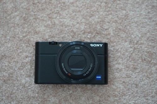 Sony rx100 camera - rx100, i