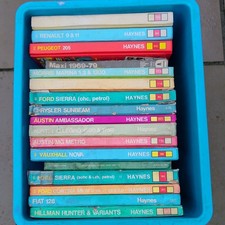 Car manual Haynes books x 17