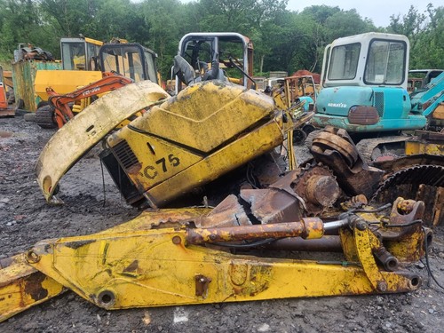 Komatsu pc75 1997 digger - komatsu, pc75-1