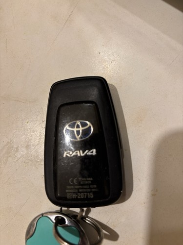 Genuine toyota rav4 button - toyota, 3