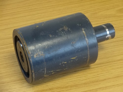 Top track roller for - roller,
