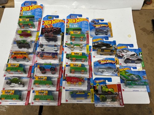 Hot wheels bundle job - hot, lot