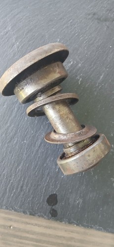 Velocette wheel hub axle - hub,