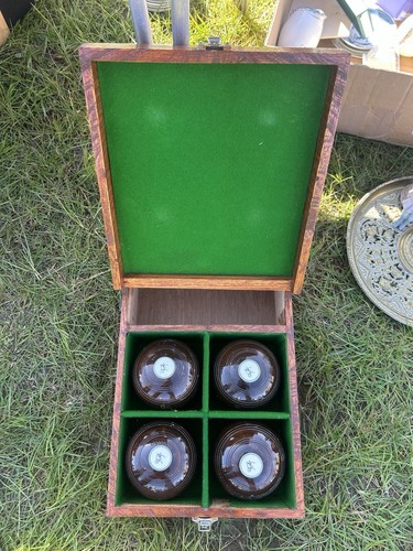 Vintage crown green bowls set - vintage,