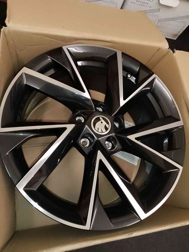 Genuine skoda superb mk3 - skoda,