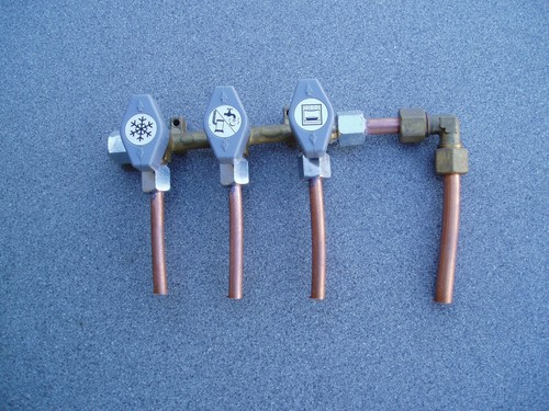 Caravan gas manifold - gas,