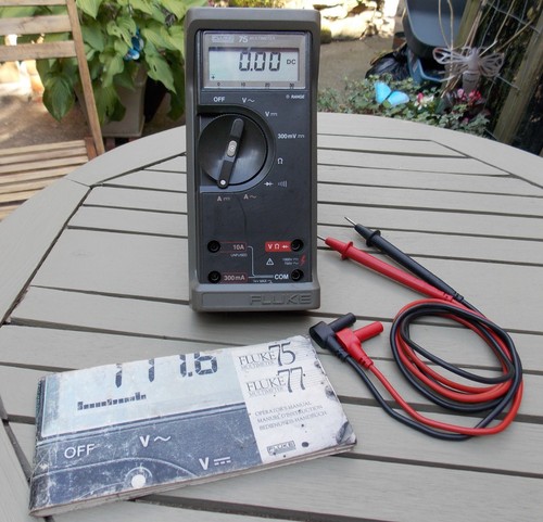 Used fluke handheld digital - used,