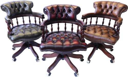 Chesterfield captains desk