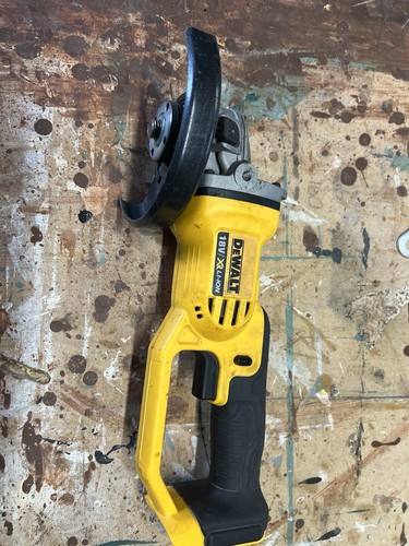 Dewalt 18v angle grinder 125mm - angle,