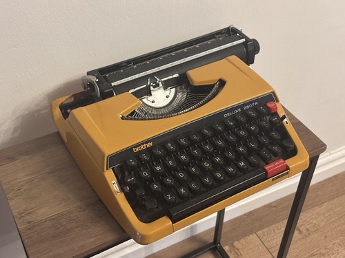 Vintage brother deluxe 250tr - brother,