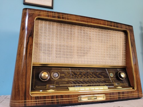 Tube radio restored saba - restored,