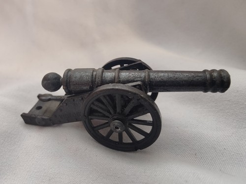 Vintage cannon victory - victory, toy