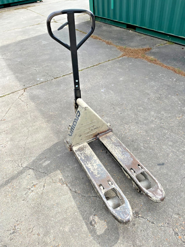 Pallet truck crown 2000kg - pallet,