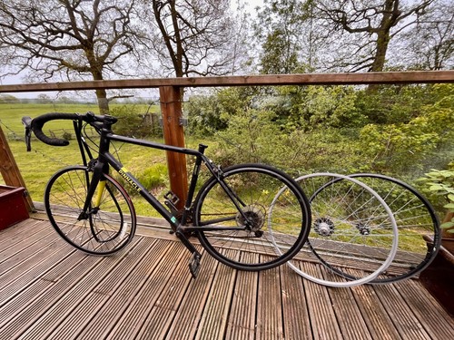 Pinnacle laterite road bike - pinnacle,