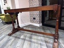 Refectory dining table - table, in