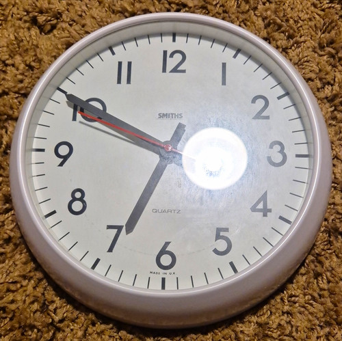 Smiths round analogue quartz - smiths,