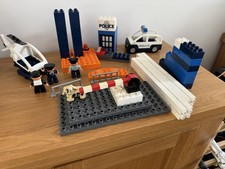 Duplo Vintage Police Station