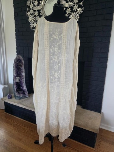 Magnolia pearl embroidered - magnolia,