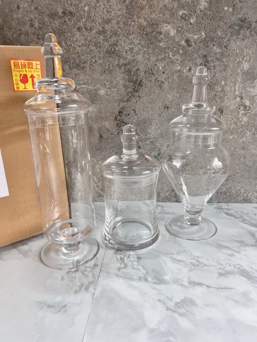 Simply elegant set clear - simply,