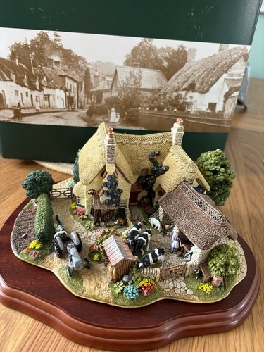 Lilliput lane 2001 plough - we,