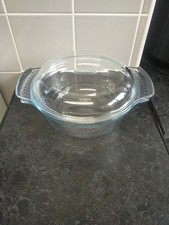 Pyrex Glass Round Classic