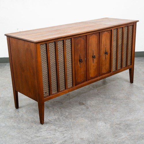Mid century modern - mid,