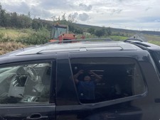 mitsubishi shogun roof rail