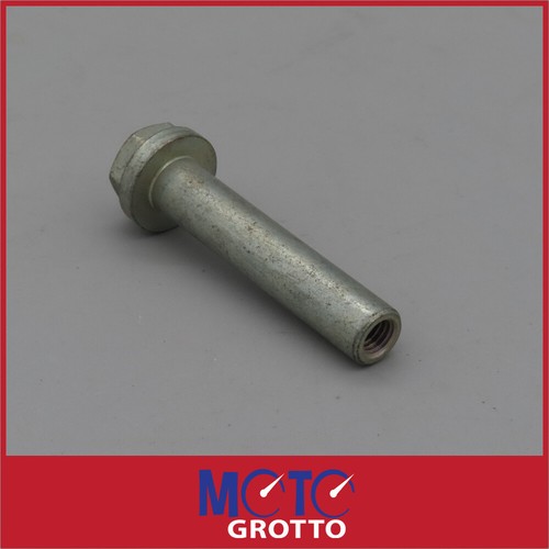 Cylinder head bolt - cylinder,