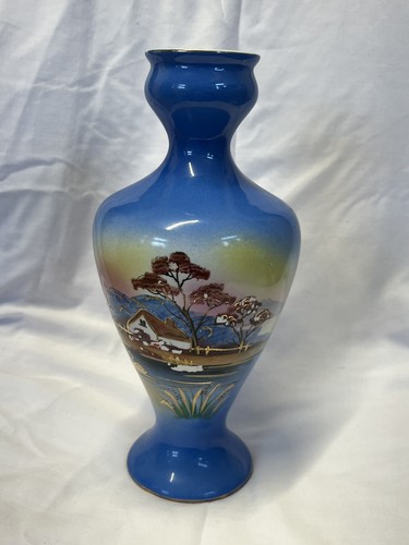 Vintage chinese porcelain vase - vintage,