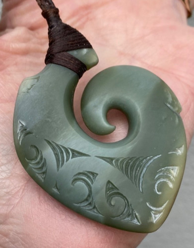 Jerry inanga pounamu - ,