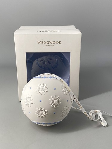 Wedgwood reverse blue - wedgwood,