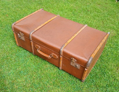 Antique mid century fibre - antique,