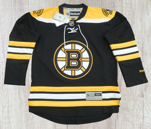 Bnwt small mens boston - small,