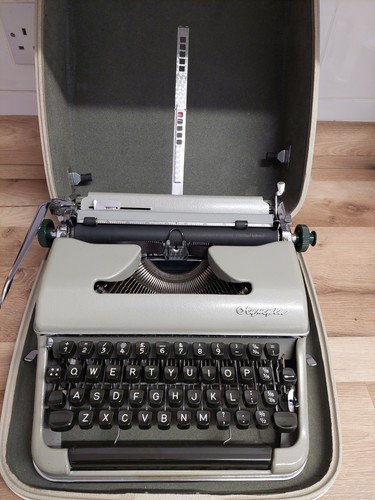 Vintage olympia sm2 typewriter - sm2,