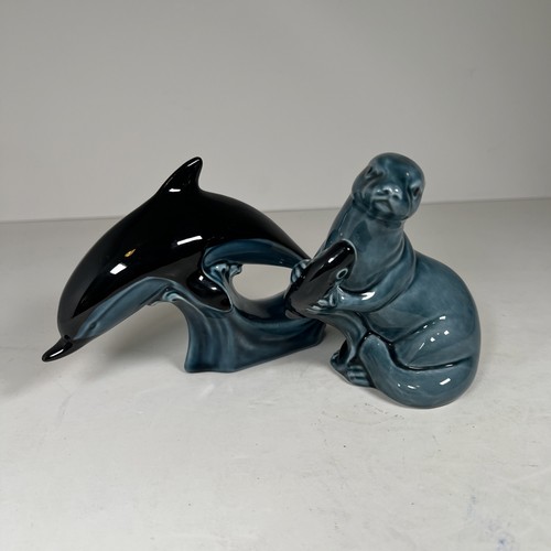 Poole pottery otter with - poole,
