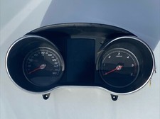 Mercedes instrument cluster - ,