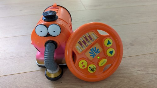 Teletubbies drive steer noo - steer,