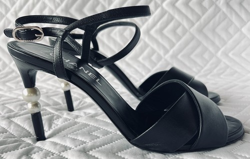 Chanel black leather - chanel,