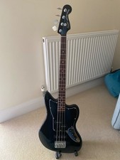 Squier Jaguar short scale Bass