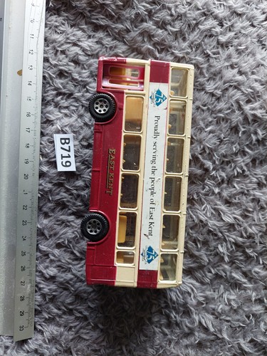 Corgi gauge bus east - oo, kent