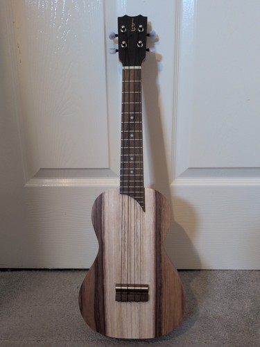 Apc concert ukulele - concert,