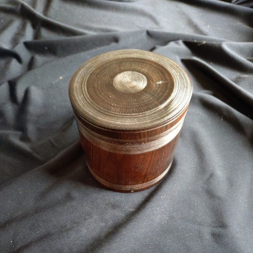 Antique treen beautifully - antique,
