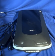 Epson Perfection V500 Photo Scanner w/ Power Adapter & USB - Tested & Working