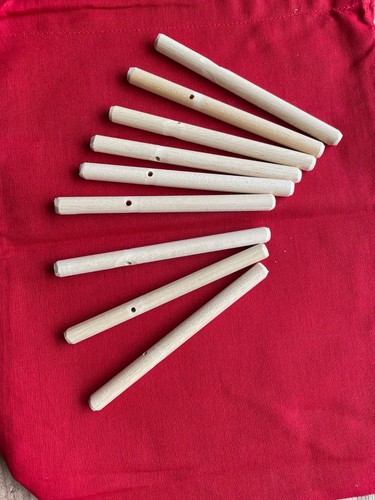 Spare replacement pegs - or,