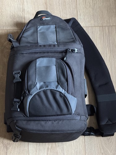 Lowepro camera sling bag - camera,