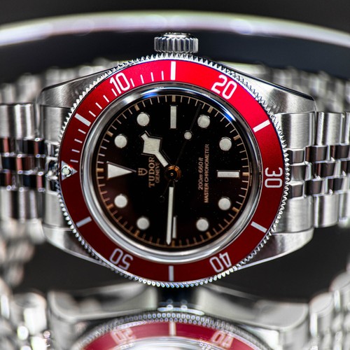Tudor black bay burgundy - tudor,