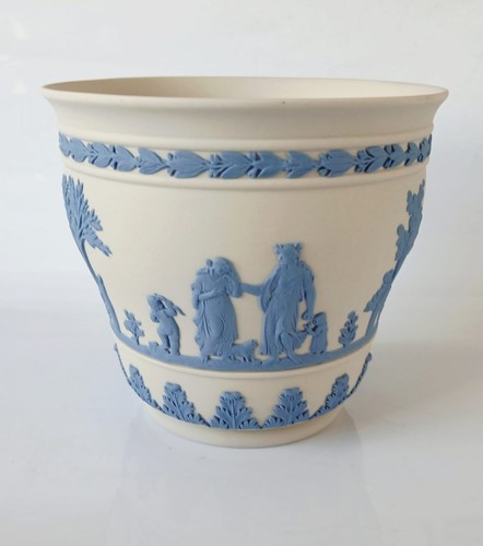 Wedgwood blue white jasper - blue,