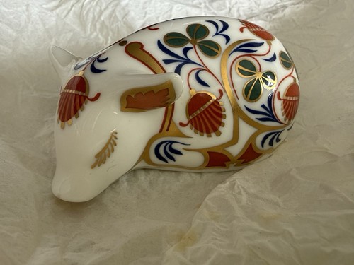 Royal crown derby sleeping - royal,